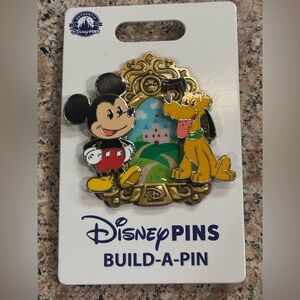 Disney Mickey Mouse & Pluto Build a Pin Starter Set Magic Mirror Pin 2024 NEW